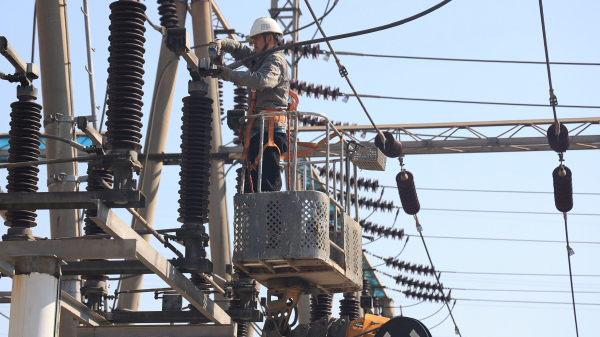 雷科電力赴長沙完成電氣設(shè)備交付驗收及技術(shù)培訓